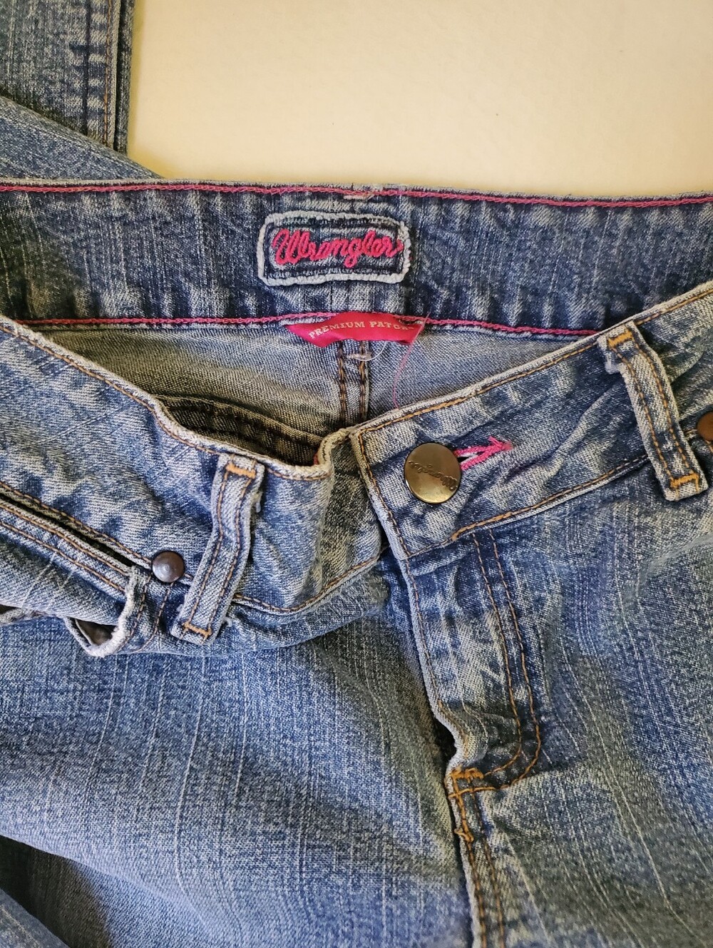 Wrangler Straight Leg Jeans in Blue with Pink Stitching